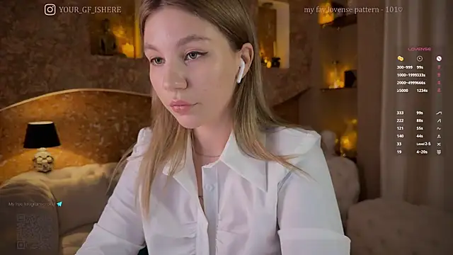 somejgirl online show from October 4, 2025, 1:56 pm