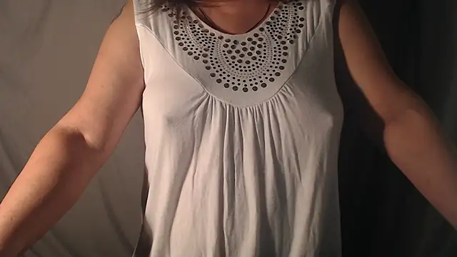 1BECHA1 online show from September 29, 2025, 6:24 pm