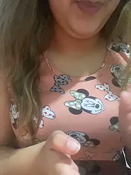 Snapshot of yassminsexy22 chatting on February 3, 2026, 8:14 pm yassminsexy22 online show from February 3, 2026, 8:14 pm