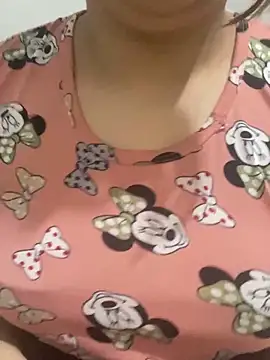 Snapshot of yassminsexy22 chatting on February 10, 2026, 1:10 pm yassminsexy22 online show from February 10, 2026, 1:10 pm