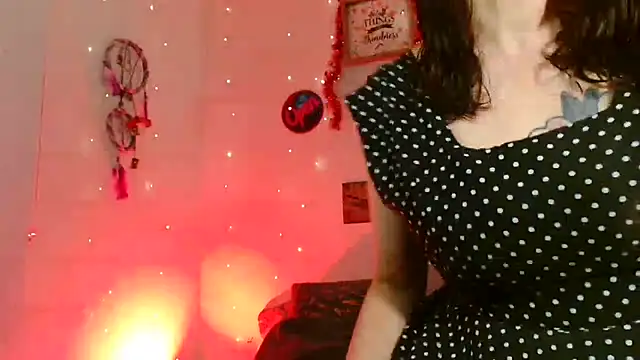 catalinamommyx online show from December 17, 2025, 2:38 am