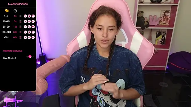 redbarbiedollx online show from March 13, 2025, 1:40 pm