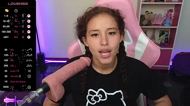 redbarbiedollx online show from March 1, 2025, 4:33 pm