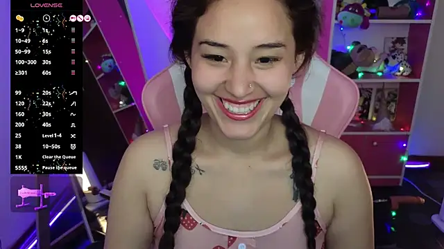 redbarbiedollx online show from September 19, 2025, 5:39 pm