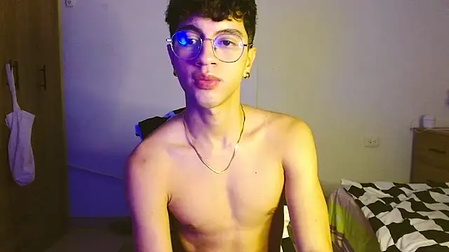 Angelligth online show from October 15, 2025, 4:11 am