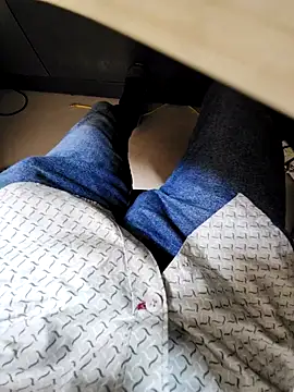 rocksrockydick online show from September 9, 2025, 11:19 am