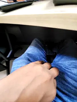 rocksrockydick online show from September 26, 2025, 10:11 am