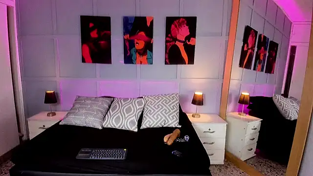 Elizabeth Santos online show from October 31, 2025, 8:38 pm