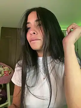 lina pink online show from March 15, 2025, 6:14 am