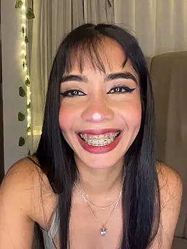 lina pink online show from January 15, 2026, 12:25 am