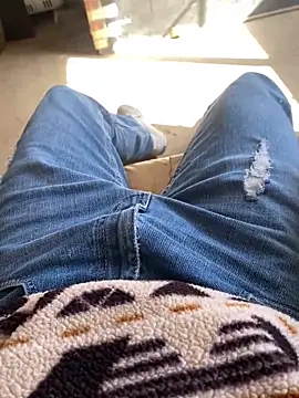 Snapshot of josle24 chatting on January 13, 2025, 8:26 pm josle24 online show from January 13, 2025, 8:26 pm