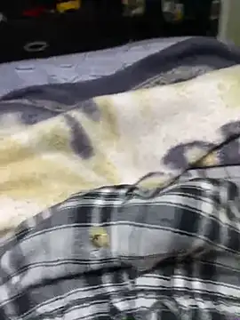 Snapshot of josle24 chatting on December 11, 2024, 5:32 am josle24 online show from December 11, 2024, 5:32 am