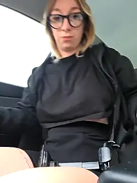 Snapshot of Giuliana_baby chatting on October 29, 2025, 7:18 am Giuliana baby online show from October 29, 2025, 7:18 am