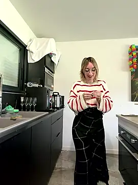 Snapshot of Giuliana_baby chatting on January 9, 2026, 9:16 am Giuliana baby online show from January 9, 2026, 9:16 am