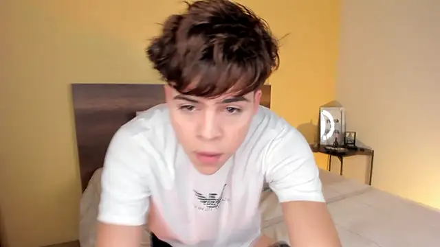 justinbiler online show from March 9, 2025, 12:31 pm