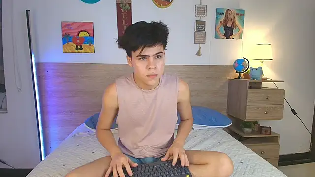 justinbiler online show from September 24, 2025, 12:11 pm