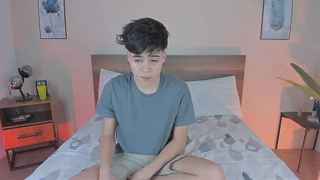 justinbiler online show from September 12, 2025, 12:38 pm