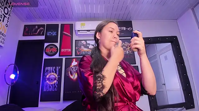 MADISSONLOVE  online show from March 16, 2025, 12:11 pm