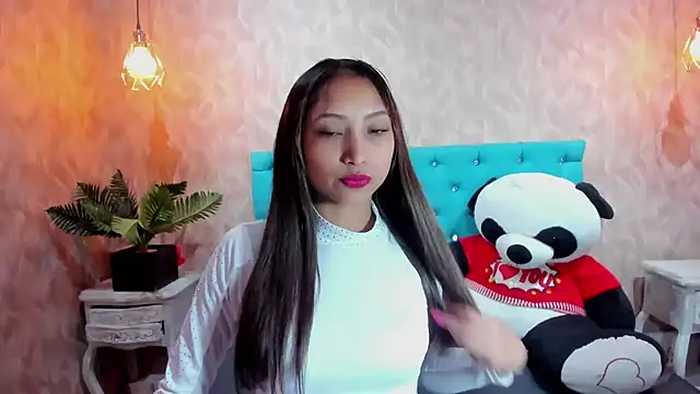 MadelineDoll online show from February 21, 2026, 2:19 pm