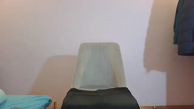 Snapshot of Turkboy_17 chatting on February 23, 2025, 3:51 pm Turkboy 17 online show from February 23, 2025, 3:51 pm