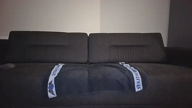 Snapshot of Turkboy_17 chatting on October 19, 2025, 1:36 pm Turkboy 17 online show from October 19, 2025, 1:36 pm