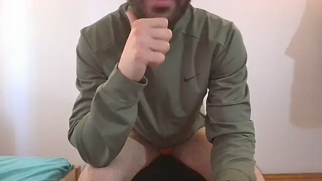 Snapshot of Turkboy_17 chatting on March 2, 2025, 7:43 am Turkboy 17 online show from March 2, 2025, 7:43 am