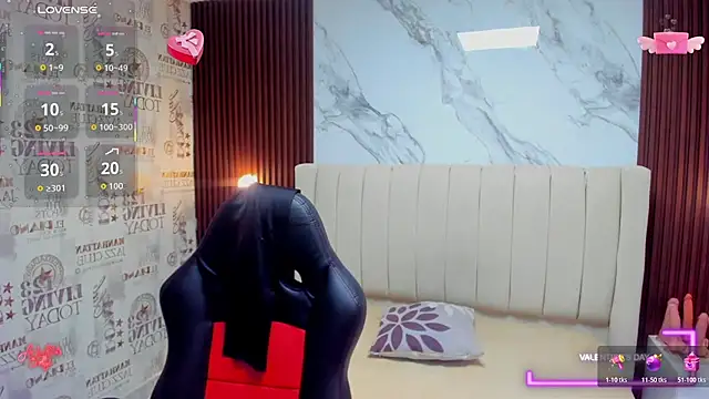 CAMILAGRAY online show from February 16, 2026, 12:15 pm