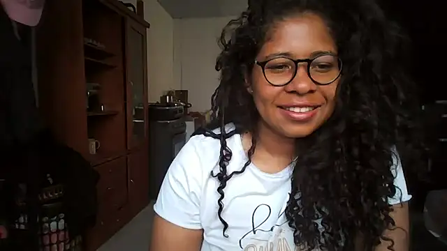 Ivon-09 online show from September 14, 2025, 11:54 am