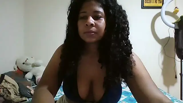 Ivon-09 online show from April 18, 2026, 1:13 pm