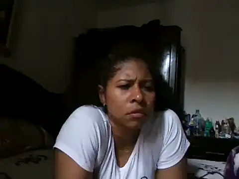 Ivon-09 online show from February 28, 2025, 9:44 pm