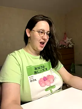 hungry1bunny online show from October 30, 2025, 11:23 pm