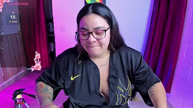 Sharon hils online show from January 24, 2025, 10:30 pm