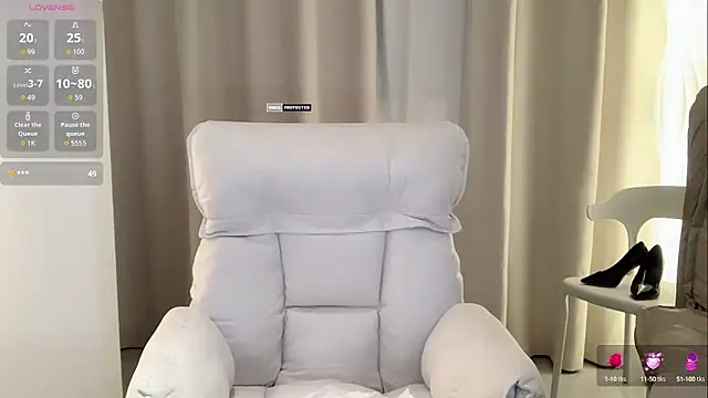 zhuzhu-520- online show from September 25, 2025, 4:24 pm