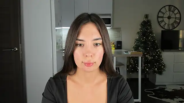 nilliluv online show from December 14, 2025, 8:09 am