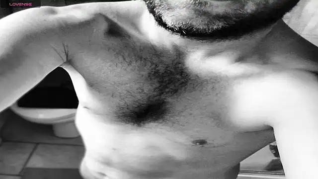 mr-k-quinn-x online show from March 5, 2026, 11:10 pm