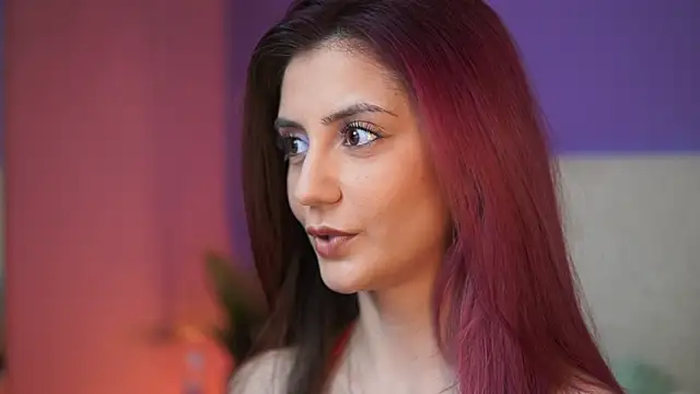 Snapshot of SabrinaHope chatting on May 8, 2026, 8:01 pm SabrinaHope online show from May 8, 2026, 8:01 pm