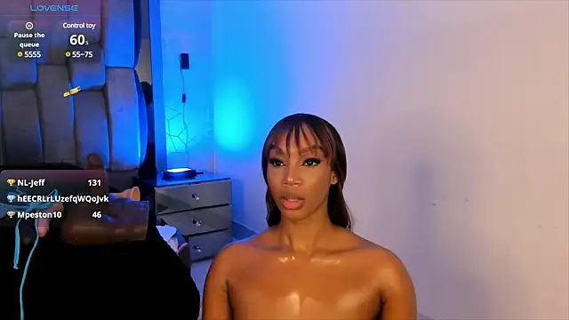 Snapshot of ChaynnaCooper chatting on March 5, 2025, 3:29 pm ChaynnaCooper online show from March 5, 2025, 3:29 pm