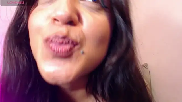 Snapshot of stephanyyx chatting on September 30, 2025, 1:33 am stephanyyx online show from September 30, 2025, 1:33 am