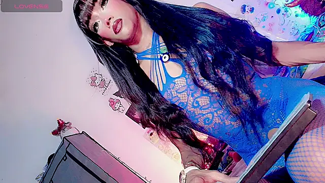 HELEM  S7 online show from November 8, 2025, 1:09 am