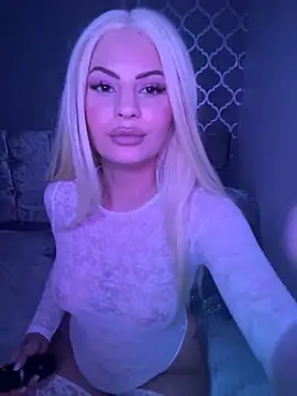 Lexy669 online show from January 19, 2025, 6:43 pm