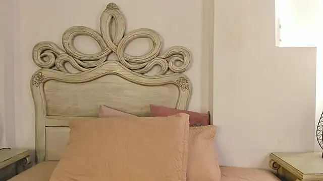 Snapshot of SamanthaFerrer__ chatting on May 5, 2026, 8:01 pm SamanthaFerrer online show from May 5, 2026, 8:01 pm