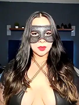 Snapshot of Ursa_sexy chatting on October 5, 2025, 5:53 am Ursa sexy online show from October 5, 2025, 5:53 am