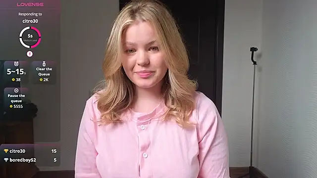 Milana15 online show from June 20, 2026, 2:33 pm