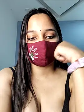 Varnika aarora online show from February 21, 2025, 5:02 am