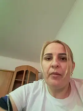 Malichkaanna30 online show from March 7, 2025, 1:07 pm