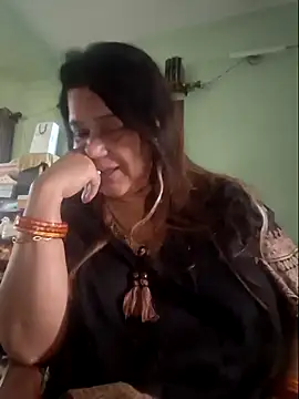 Hot Queen77 online show from February 8, 2025, 10:18 am