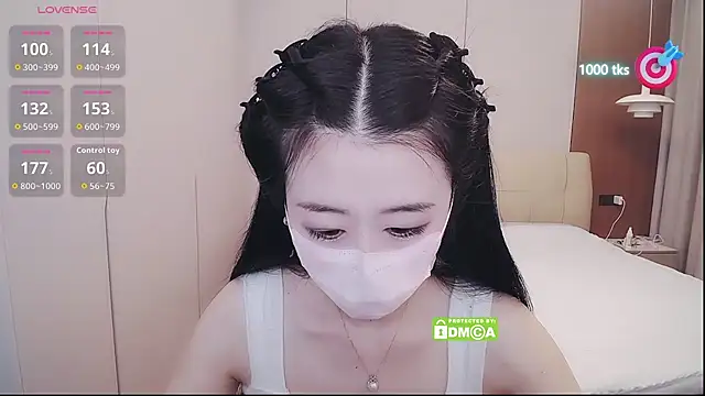 CN-xiaofei online show from September 22, 2025, 2:28 am