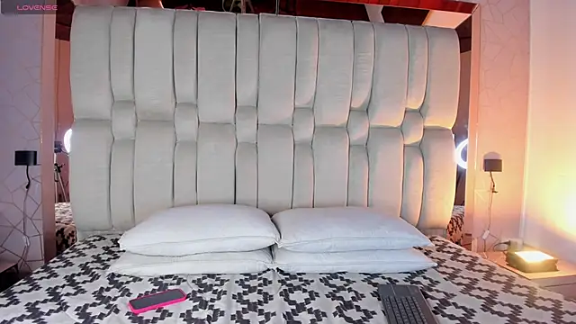 Isa Little Star online show from March 31, 2026, 3:30 am