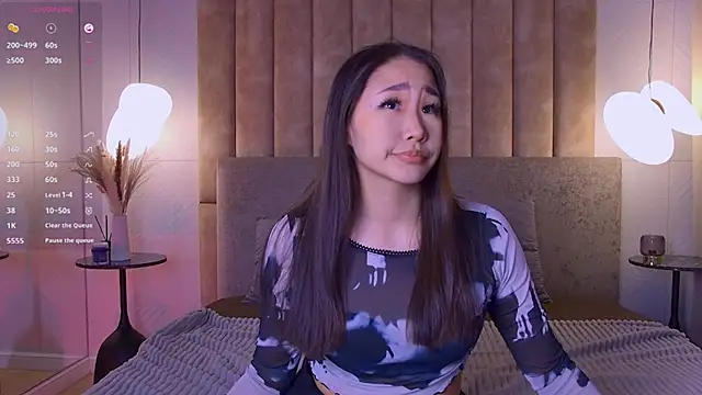 RizeShiro online show from October 24, 2025, 5:28 am