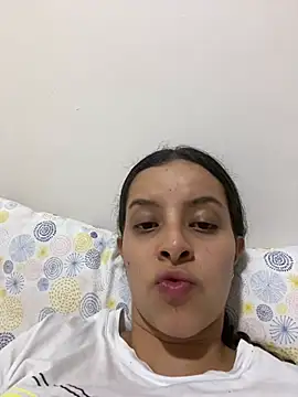 majosmith01 online show from April 21, 2026, 11:44 pm